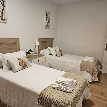 Apartament Alojamiento Ponte Romana Caldas De Reis Zewnętrze zdjęcie